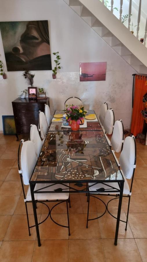 Chez Coumbis Bed & Breakfast Goree Bagian luar foto